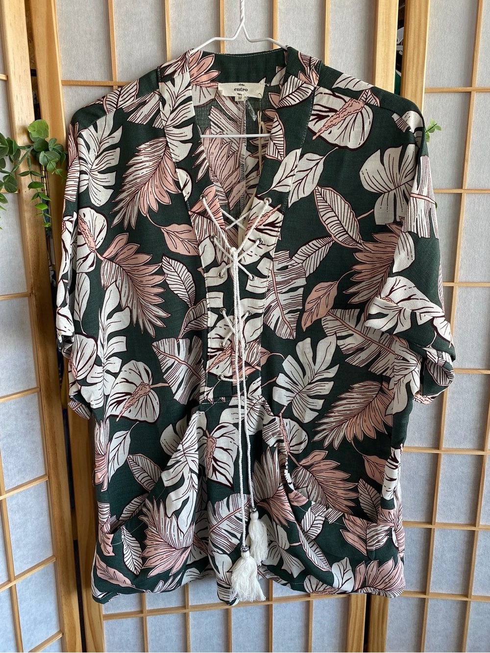 entro Forest Green Tropical Lace-Up Tunic with Blush and Cream Leaves